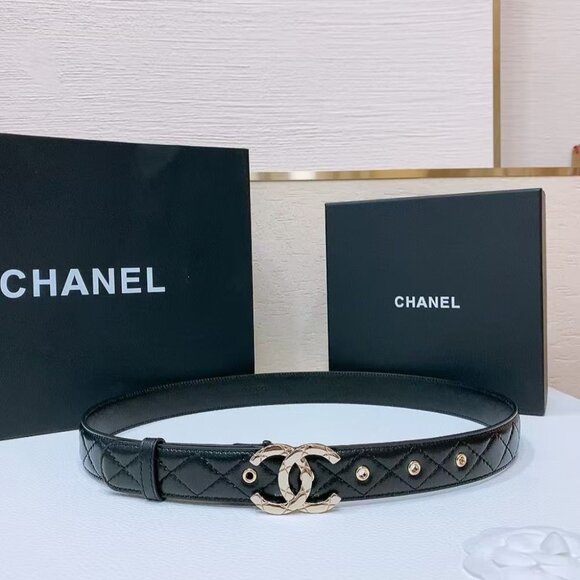Chanel women\'s belt, size 80